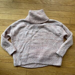 Show Me Your Mumu Fatima Fuzzy Turtleneck Sweater Pink Knit – Small